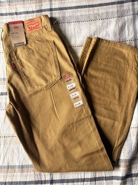 Levis Low Pro Straight Leg Mid Rise Relaxed Hip Thigh Work Pants Jeans 27x30 NWT